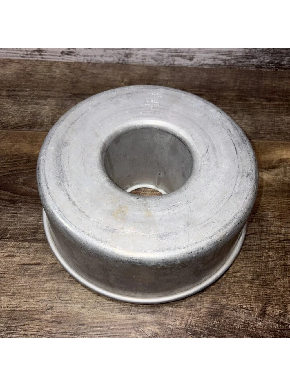 Vintage Wear-Ever Bundt Cake Angel Food Cake Aluminum Pan No. 5214 Heavy Duty.